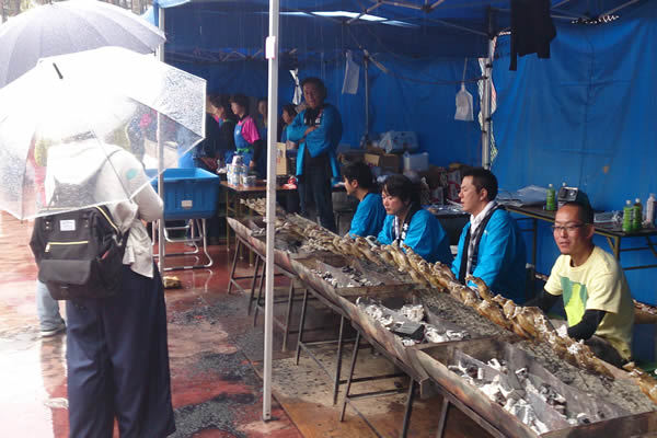 商工会青年部コーナー　岩魚の塩焼き